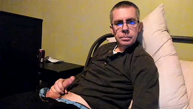 ImportantEquator0 online show from November 2, 2025, 1:16 pm