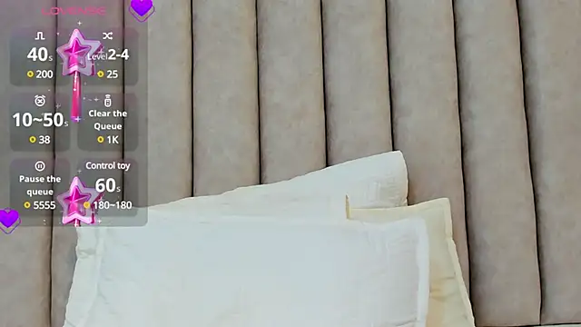Snapshot of FreyaMoller chatting on February 25, 2025, 6:55 pm FreyaMoller online show from February 25, 2025, 6:55 pm