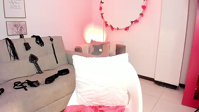 RACHEL EV online show from February 20, 2025, 10:16 am