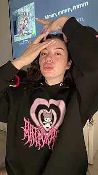 Kimi Ass online show from November 28, 2025, 10:32 pm