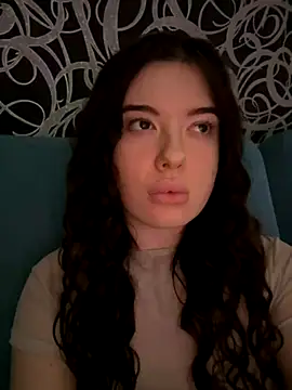 Kimi Ass online show from October 28, 2025, 1:21 pm