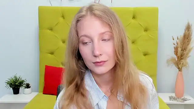 LolaWilsons online show from April 2, 2026, 6:20 am