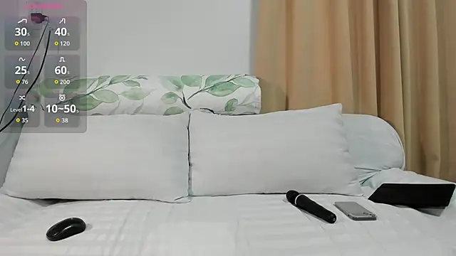 Snapshot of Cee_chalynn chatting on July 7, 2026, 6:47 am Cee chalynn online show from July 7, 2026, 6:47 am