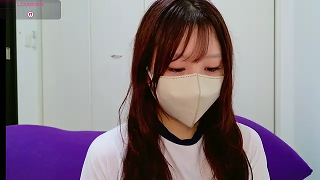 sara-a-jp online show from October 4, 2025, 4:58 am