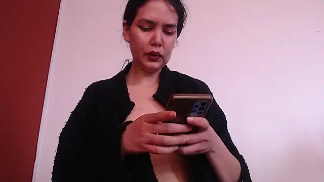 Freyja eter online show from October 16, 2025, 12:57 pm