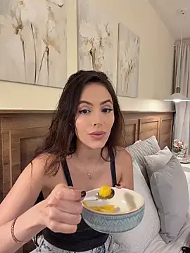 Amber Rush  online show from April 16, 2026, 11:29 pm