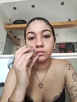 Snapshot of blvckbabyweed07 chatting on October 31, 2025, 10:45 am blvckbabyweed07 online show from October 31, 2025, 10:45 am