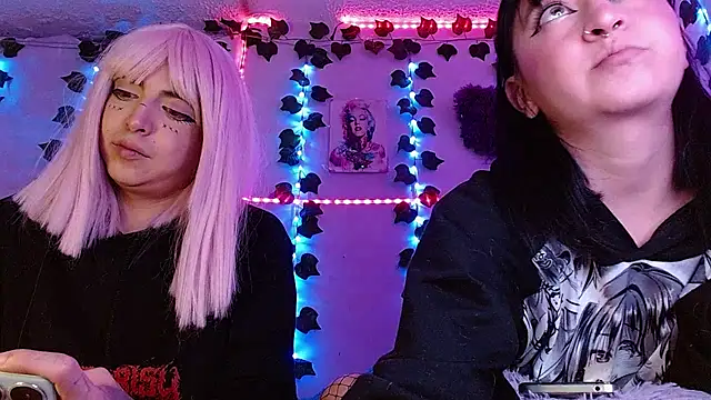 Snapshot of the_lesbian_game chatting on January 30, 2025, 6:56 am the lesbian game online show from January 30, 2025, 6:56 am