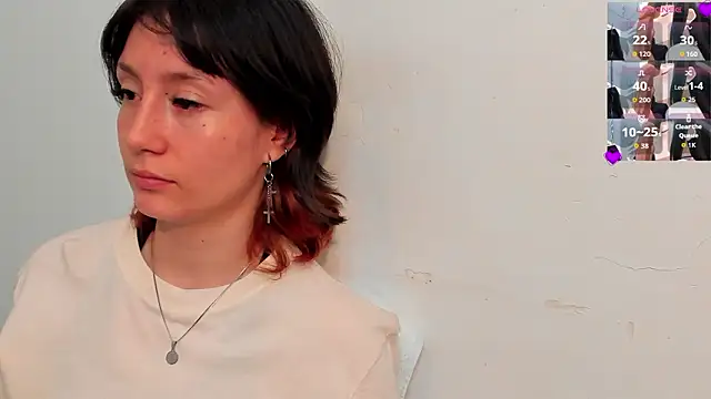 lizzy davis 1 online show from February 13, 2026, 4:01 am