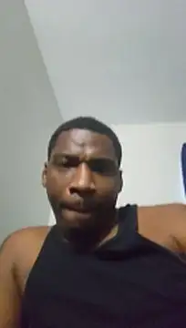 Snapshot of 007Giovani chatting on May 17, 2026, 11:49 pm 007Giovani online show from May 17, 2026, 11:49 pm