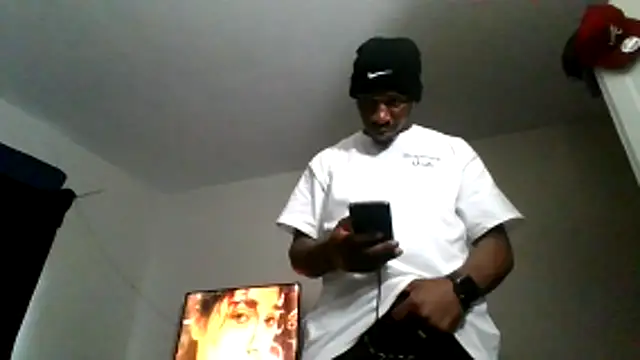 Snapshot of 007Giovani chatting on May 15, 2026, 4:27 pm 007Giovani online show from May 15, 2026, 4:27 pm