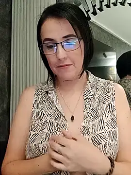 Snapshot of IsisBlake chatting on February 24, 2025, 8:36 pm IsisBlake online show from February 24, 2025, 8:36 pm