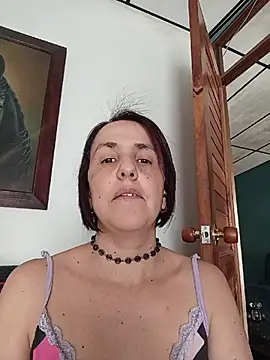 IsisBlake online show from May 22, 2026, 8:18 pm