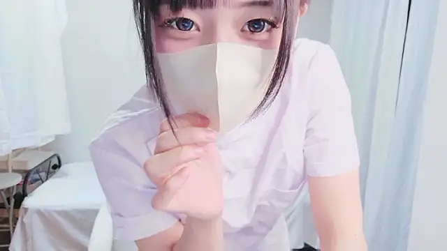 Mia--meow online show from January 7, 2026, 12:32 pm