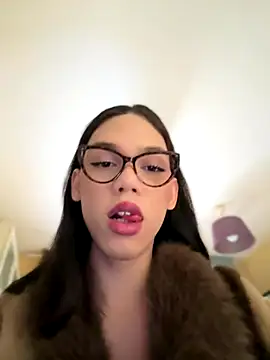 Carlita cute online show from November 28, 2025, 12:27 pm