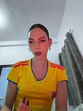 Carlita cute online show from June 24, 2026, 2:10 am