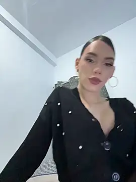 Snapshot of Carlita_cute chatting on May 16, 2026, 11:37 pm Carlita cute online show from May 16, 2026, 11:37 pm