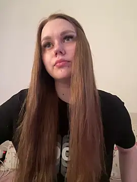 Snapshot of Marylallka5 chatting on July 14, 2026, 3:18 pm Marylallka5 online show from July 14, 2026, 3:18 pm