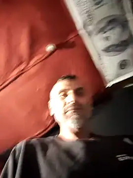 Gillygilly76 online show from November 7, 2025, 12:42 pm