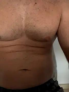 Snapshot of RonH1234 chatting on October 15, 2025, 7:05 am RonH1234 online show from October 15, 2025, 7:05 am