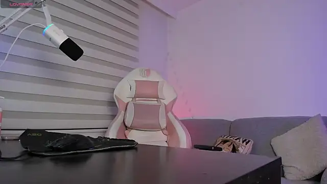 Gaby Miller22 online show from January 13, 2026, 12:04 am