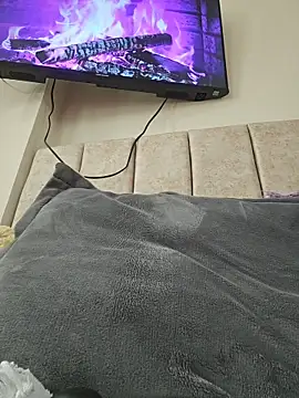 valery mora online show from February 7, 2026, 7:22 pm