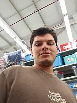 Snapshot of _Ottis_ chatting on February 17, 2026, 7:22 pm Ottis online show from February 17, 2026, 7:22 pm