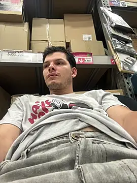 Snapshot of _Ottis_ chatting on February 21, 2026, 3:03 pm Ottis online show from February 21, 2026, 3:03 pm