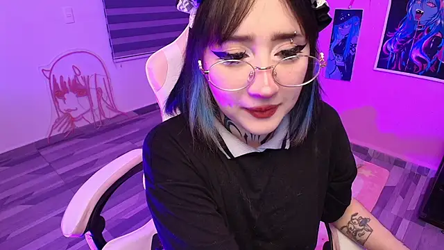 Snapshot of Miwa_violet chatting on July 13, 2026, 2:00 am Miwa violet online show from July 13, 2026, 2:00 am