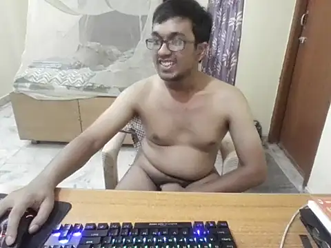 Snapshot of THE_NAKED_BOY chatting on May 23, 2026, 6:34 am THE NAKED BOY online show from May 23, 2026, 6:34 am