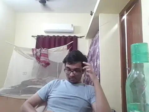 THE NAKED BOY online show from February 5, 2026, 4:25 pm