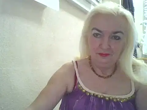 Snapshot of Meri798 chatting on February 7, 2025, 10:41 pm Meri798 online show from February 7, 2025, 10:41 pm
