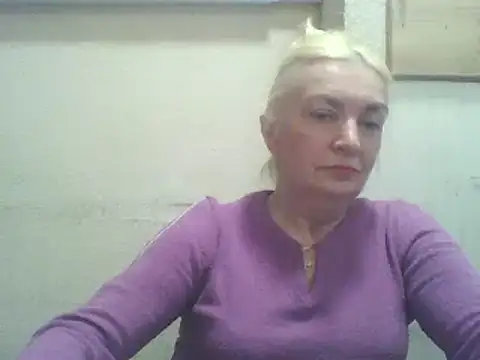 Snapshot of Meri798 chatting on May 14, 2026, 6:49 pm Meri798 online show from May 14, 2026, 6:49 pm