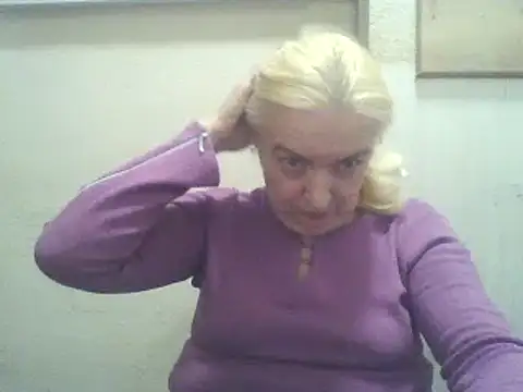 Snapshot of Meri798 chatting on May 12, 2026, 6:58 pm Meri798 online show from May 12, 2026, 6:58 pm