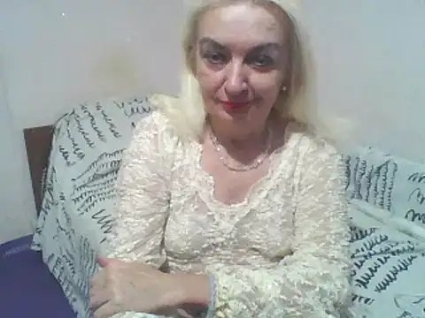 Snapshot of Meri798 chatting on September 22, 2025, 9:21 pm Meri798 online show from September 22, 2025, 9:21 pm
