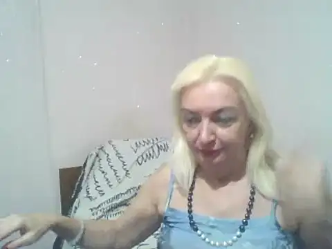 Snapshot of Meri798 chatting on October 10, 2025, 8:20 pm Meri798 online show from October 10, 2025, 8:20 pm