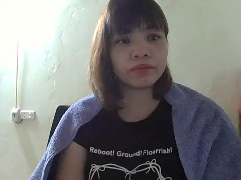 Angela-Eira online show from October 29, 2025, 9:36 pm