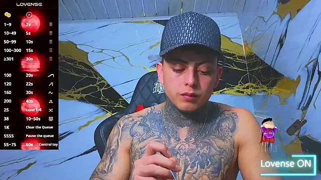 Kevin22 222 online show from October 28, 2025, 4:57 am