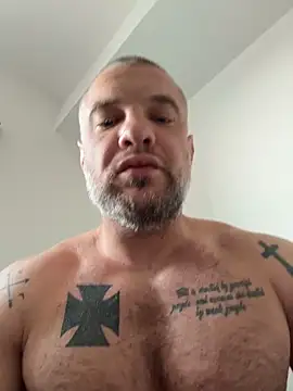 wlads3009 online show from April 19, 2026, 6:14 am