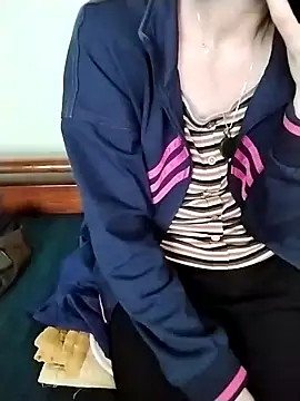 Luxcute286 online show from March 19, 2026, 2:55 am