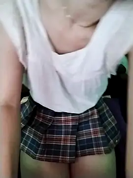 Snapshot of Luxcute286 chatting on July 3, 2026, 12:50 am Luxcute286 online show from July 3, 2026, 12:50 am
