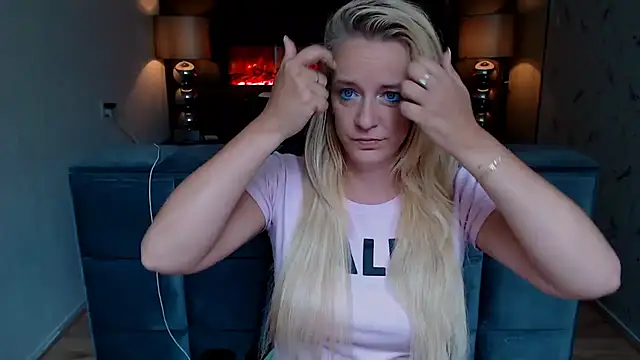 Snapshot of Wendysexyx chatting on September 16, 2025, 11:55 am Wendysexyx online show from September 16, 2025, 11:55 am