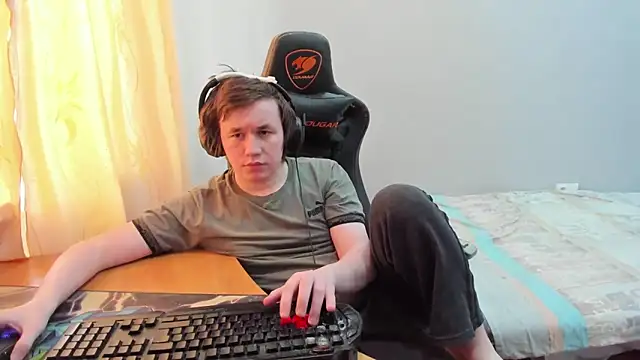 iliaskrislove online show from March 6, 2026, 7:25 am