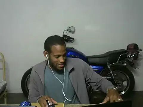 Snapshot of michel_sc chatting on March 19, 2026, 6:13 am michel sc online show from March 19, 2026, 6:13 am