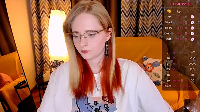 Aemilia  online show from April 1, 2026, 8:04 am