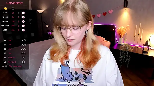 Aemilia  online show from March 23, 2026, 8:36 am