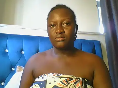 Snapshot of Heavy_ass chatting on June 11, 2026, 5:48 am Heavy ass online show from June 11, 2026, 5:48 am