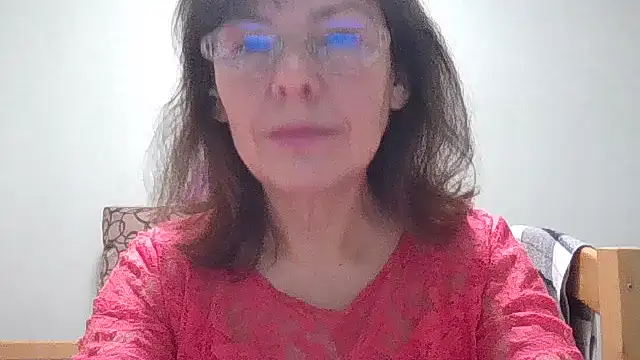 HollyJewel online show from January 11, 2026, 5:42 pm