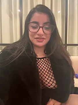 ZoeZayd online show from February 25, 2026, 8:41 pm