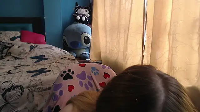 Liaroberts1 online show from March 11, 2025, 6:08 pm